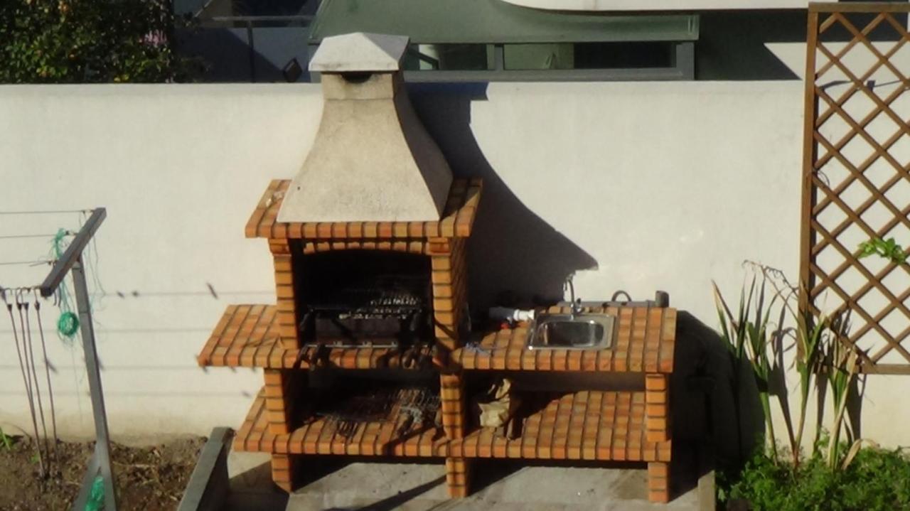 Quinta Da Lousa Guest House - Valongo - Porto Luaran gambar