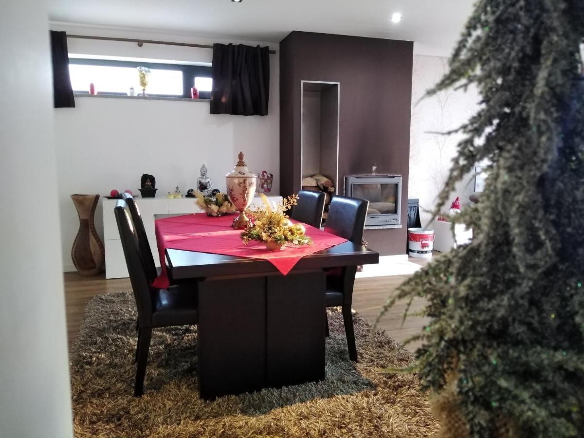 Quinta Da Lousa Guest House - Valongo - Porto Luaran gambar